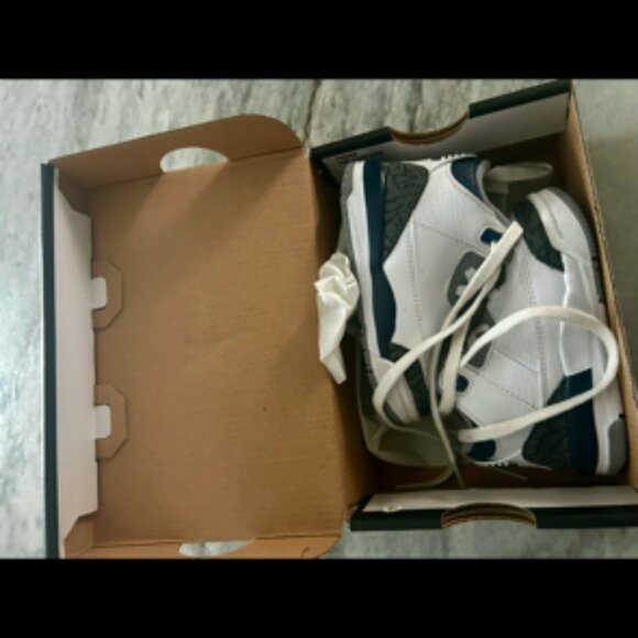 Jordan 3 Retro TD – White/Midnight Navy – Size 5C – New in Box - Picture 2 of 4